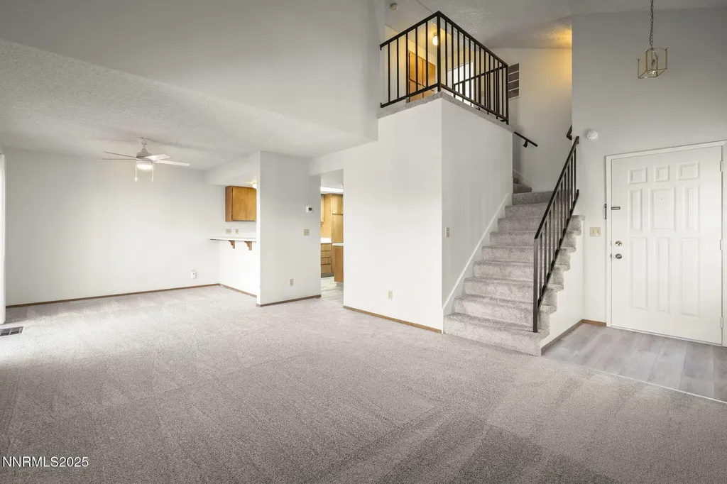 1675 Round Mountain Sparks NV 89434