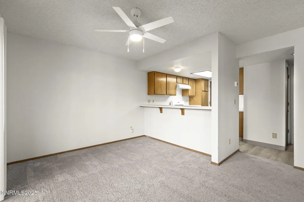 1675 Round Mountain Sparks NV 89434