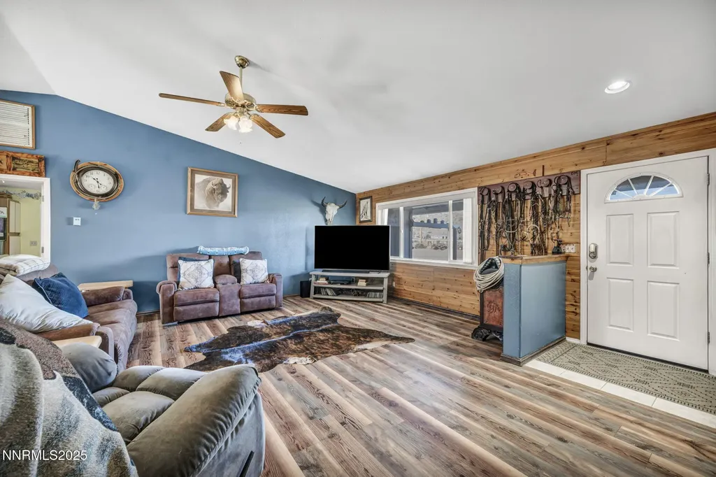 1347 Antelope Valley Reno NV 89506