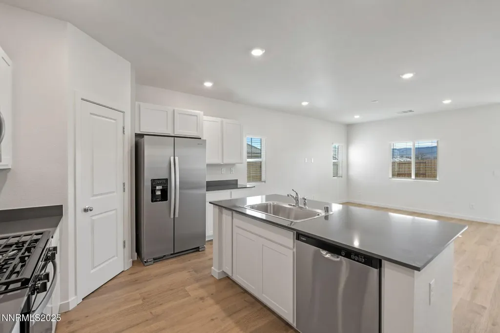 4547 Mifflin Fernley NV 89408