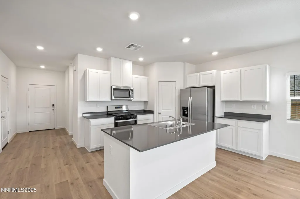 4547 Mifflin Fernley NV 89408