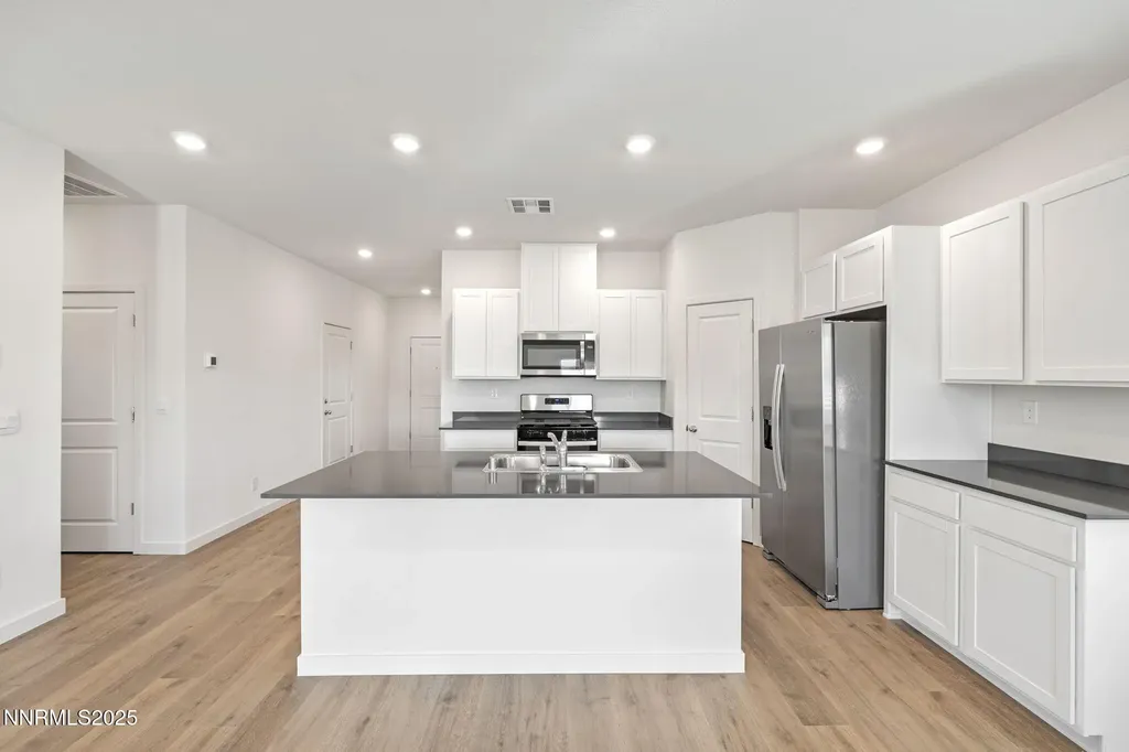 4547 Mifflin Fernley NV 89408