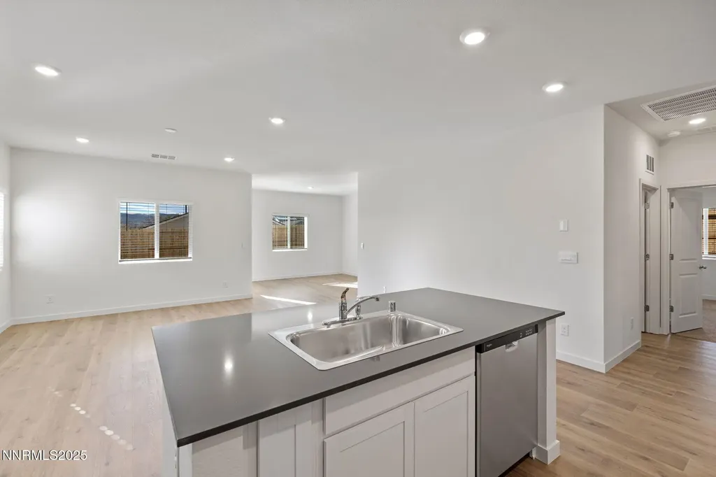 4547 Mifflin Fernley NV 89408