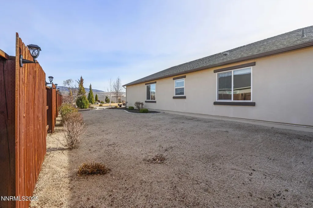 742 Mallard Crest Sparks NV 89441