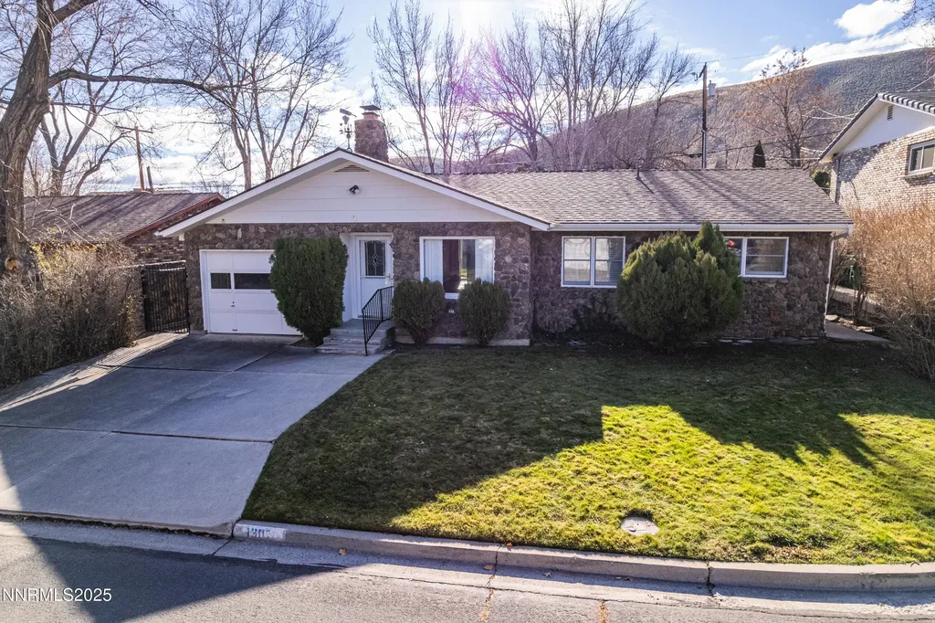 1307 4th Carson City NV 89703
