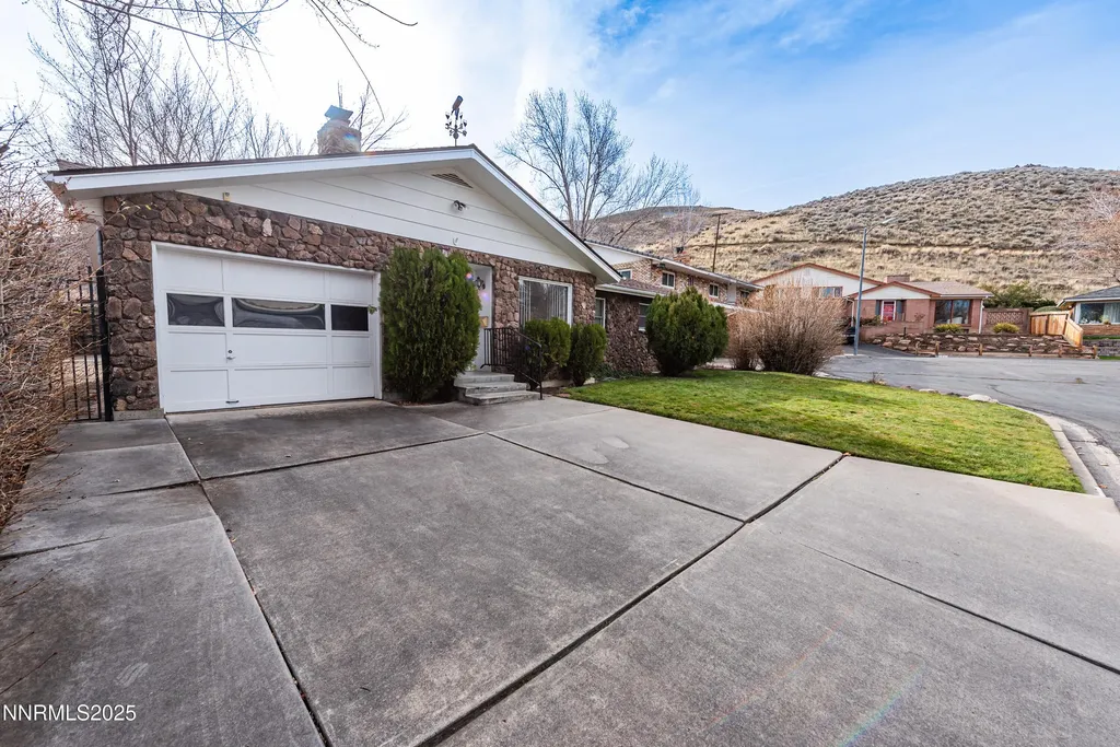 1307 4th Carson City NV 89703