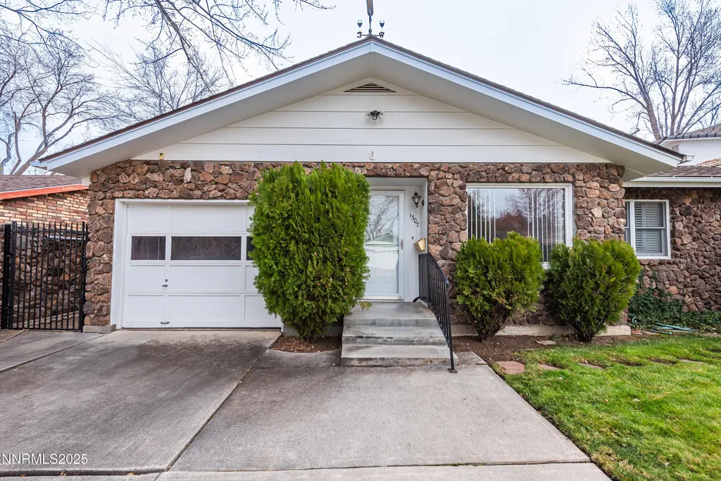 1307 4th Carson City NV 89703
