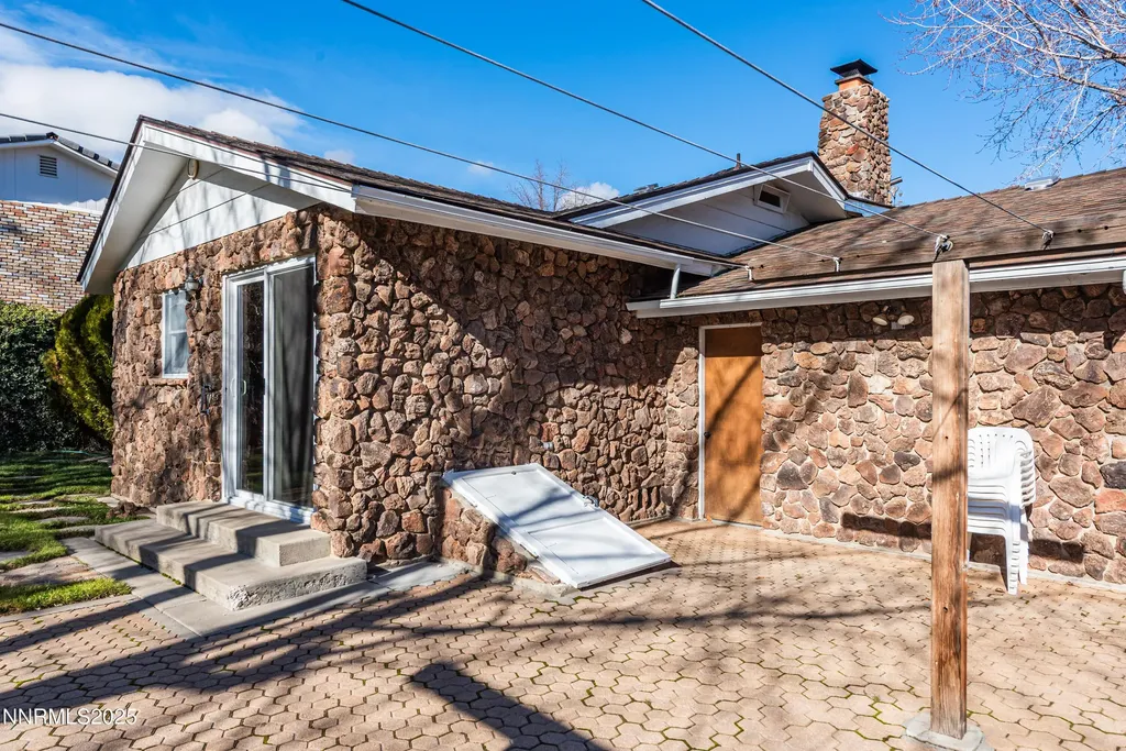 1307 4th Carson City NV 89703