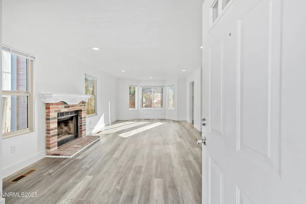 1290 Highgate Sparks NV 89434