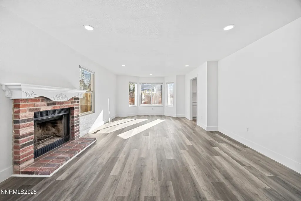 1290 Highgate Sparks NV 89434
