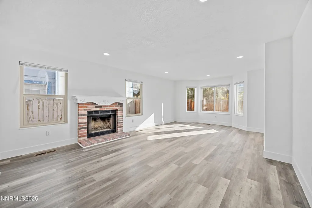 1290 Highgate Sparks NV 89434