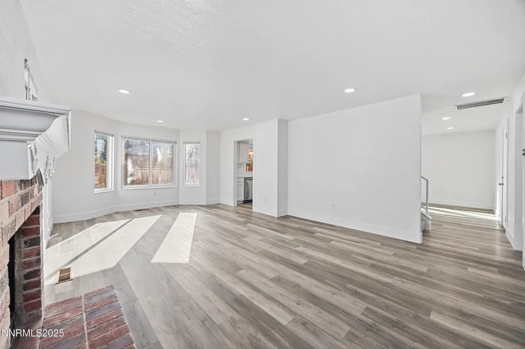 1290 Highgate Sparks NV 89434