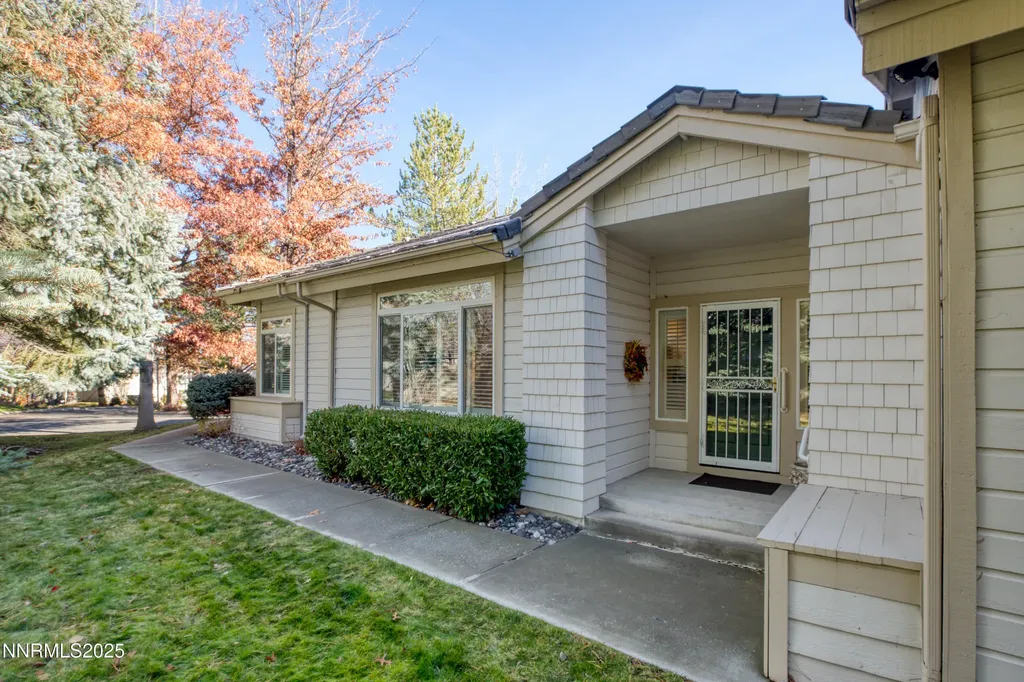 3850 Chinook Creek Reno NV 89519