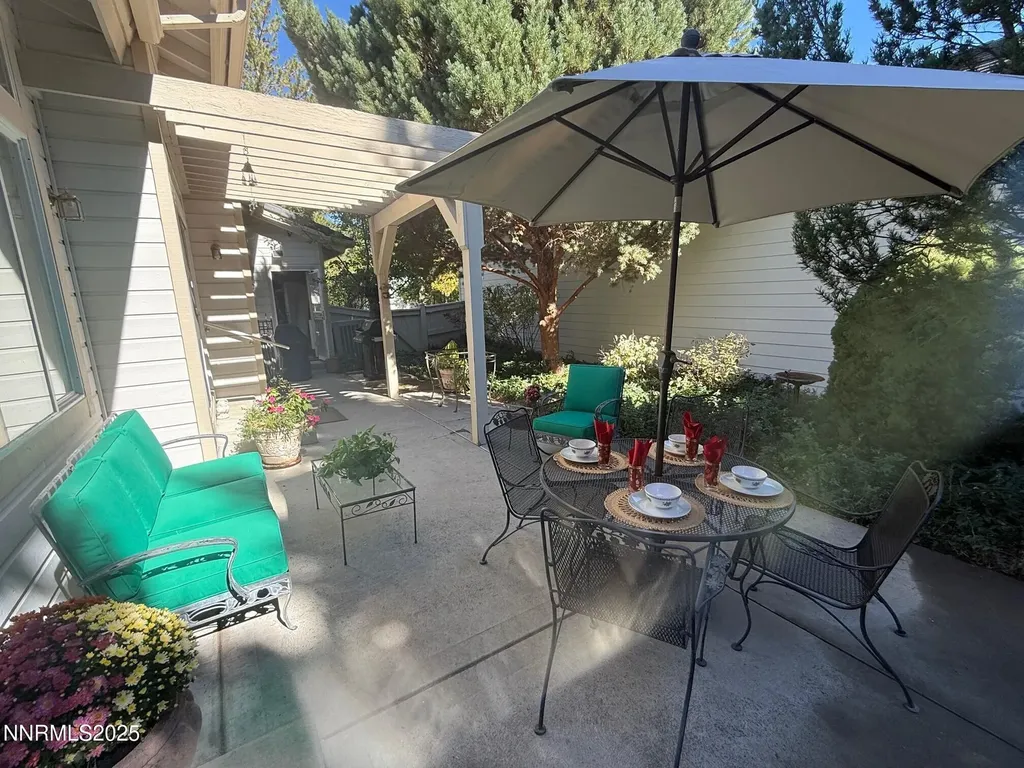 3850 Chinook Creek Reno NV 89519