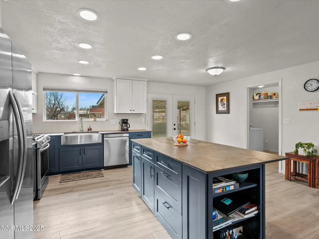 1235 Koontz Carson City NV 89701