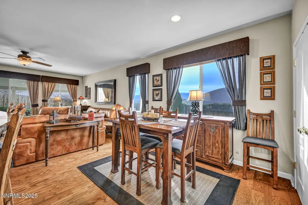 6142 Mia Vista Reno NV 89502