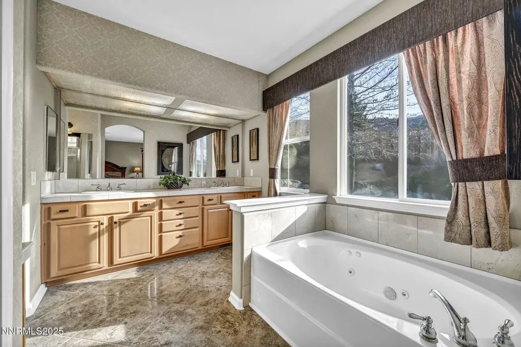 6142 Mia Vista Reno NV 89502