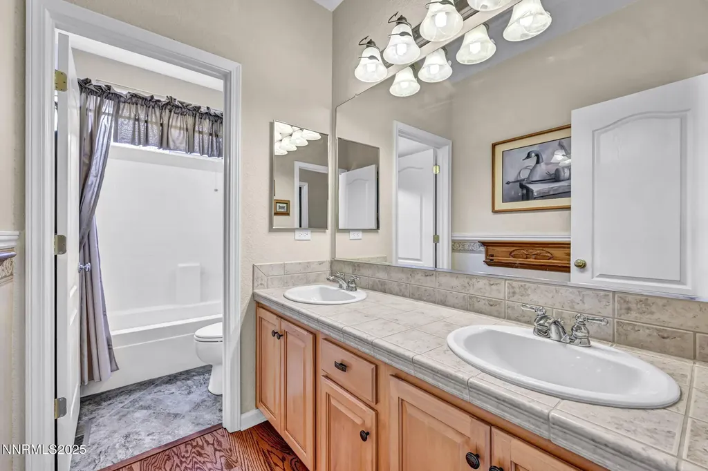 6142 Mia Vista Reno NV 89502