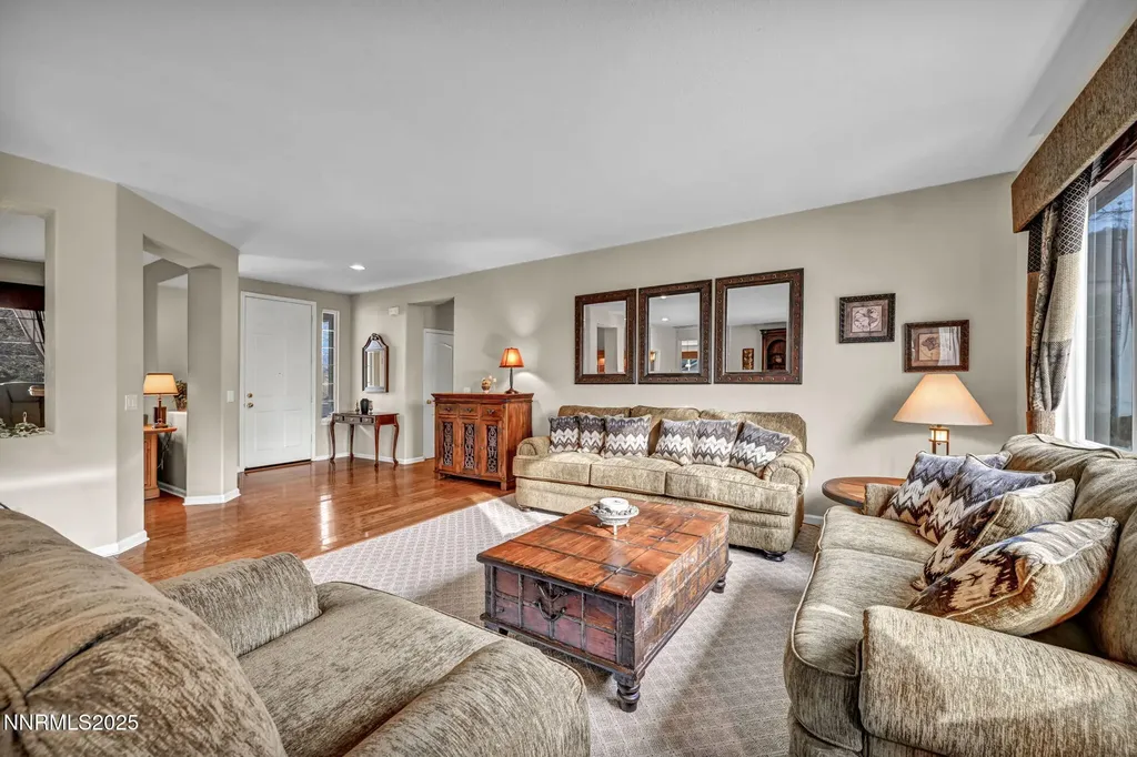 6142 Mia Vista Reno NV 89502