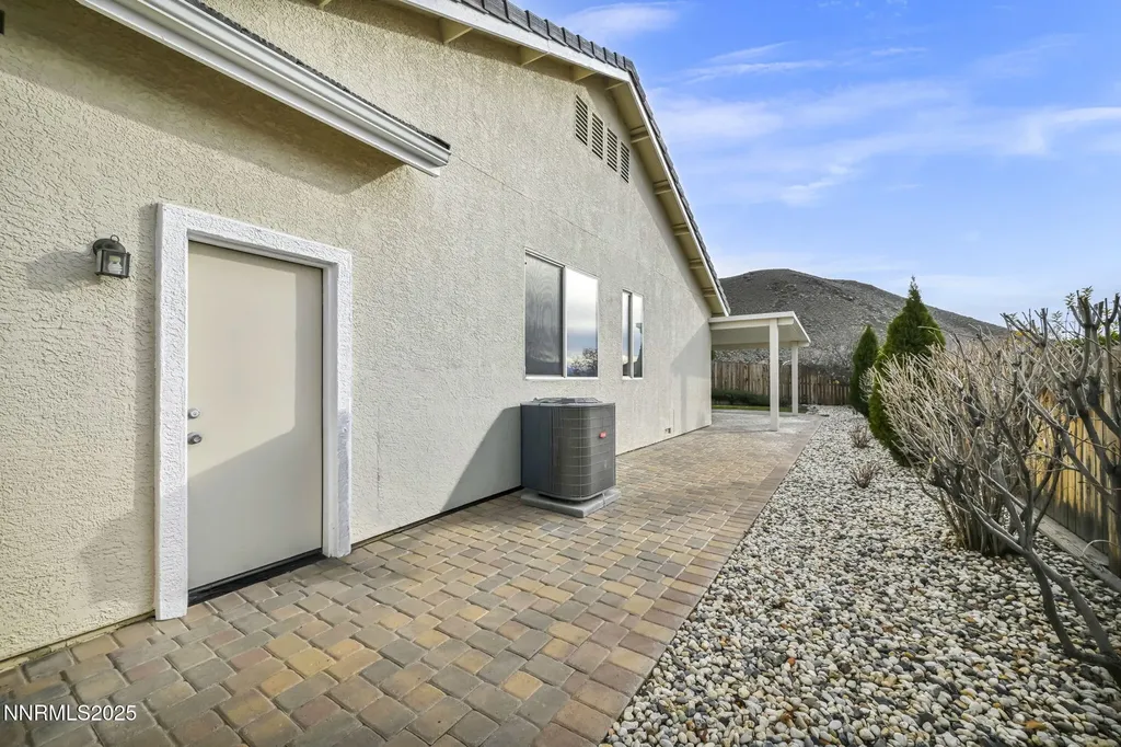 6142 Mia Vista Reno NV 89502