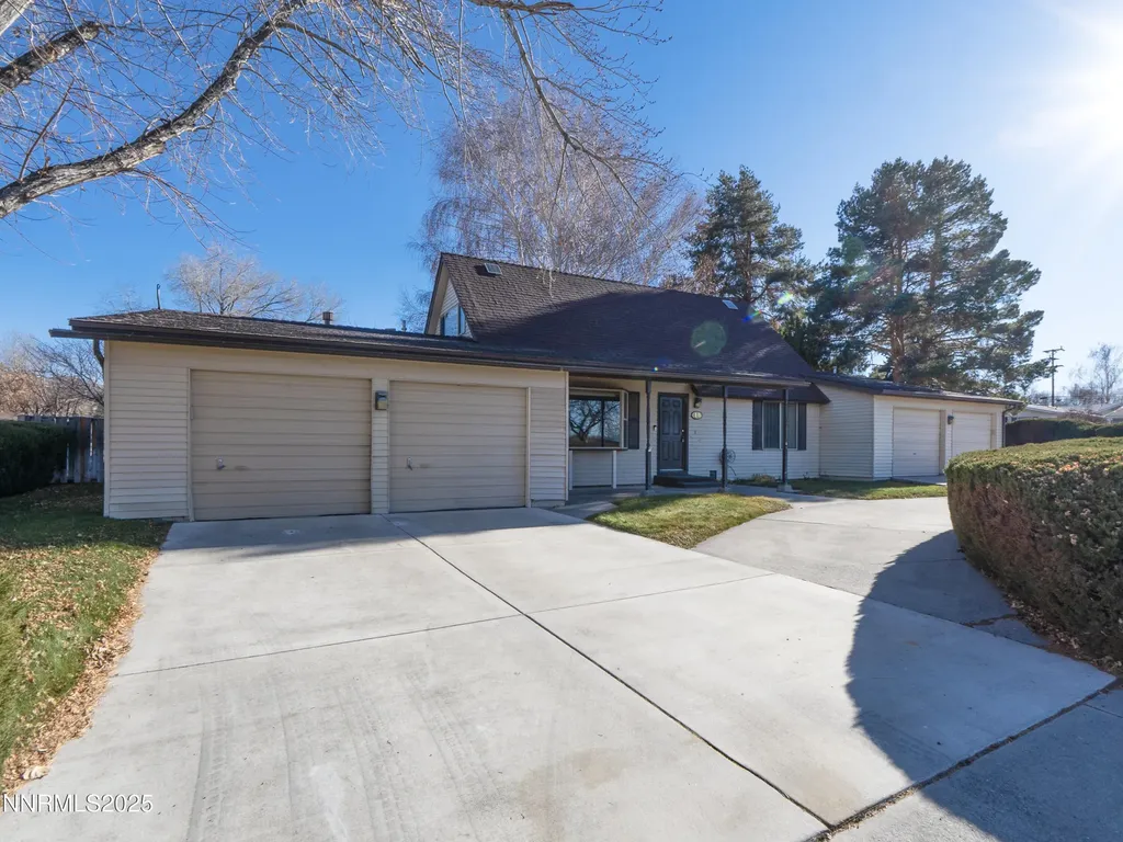 10 Julie Winnemucca NV 89445