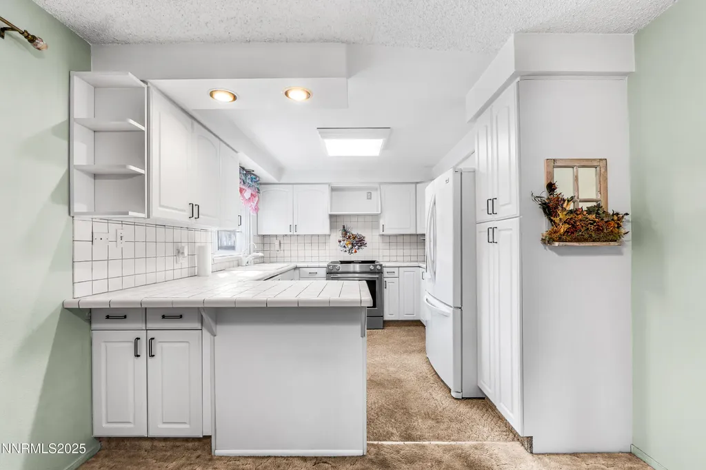 10 Julie Winnemucca NV 89445