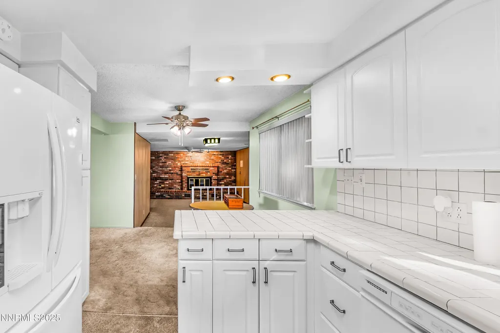 10 Julie Winnemucca NV 89445