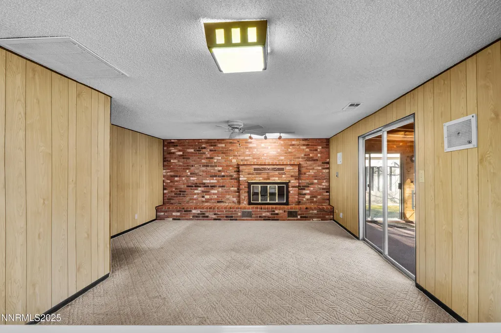 10 Julie Winnemucca NV 89445