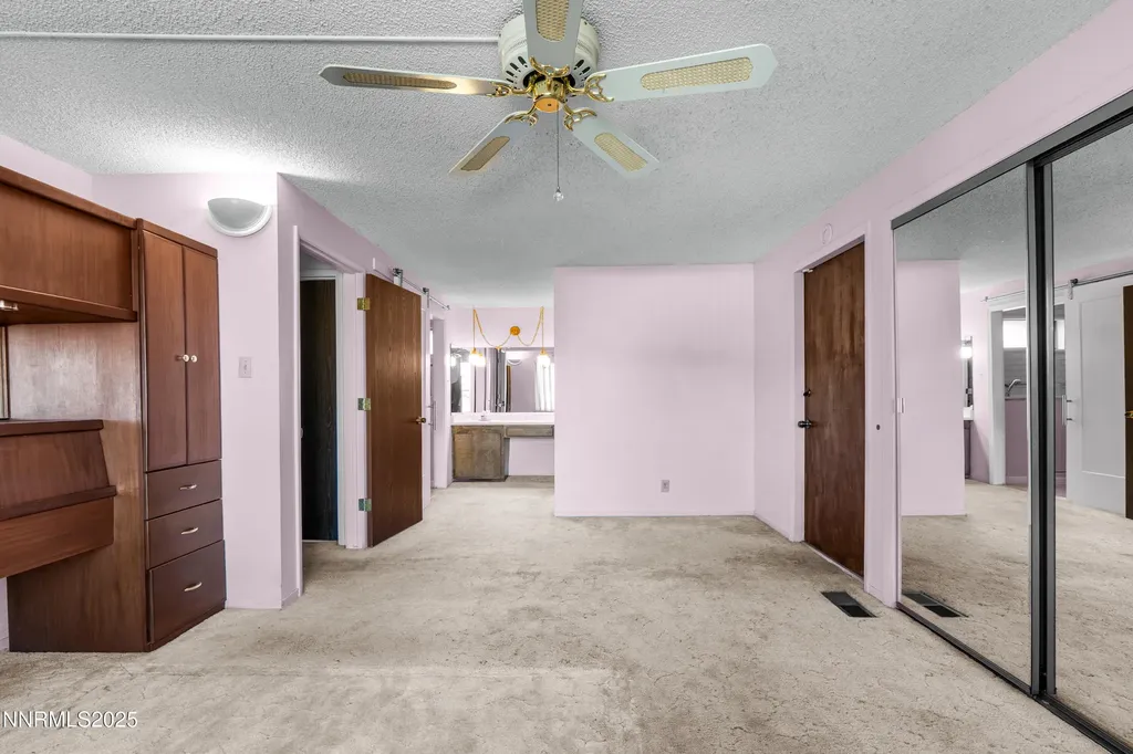 10 Julie Winnemucca NV 89445