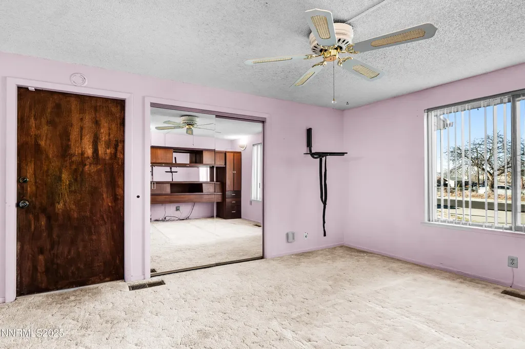 10 Julie Winnemucca NV 89445