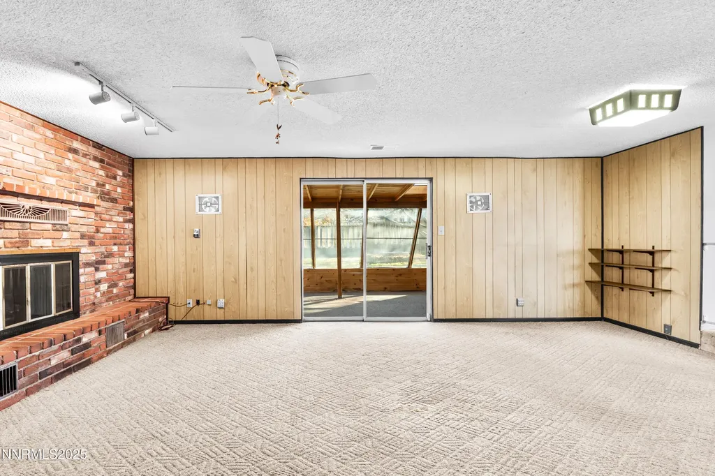 10 Julie Winnemucca NV 89445
