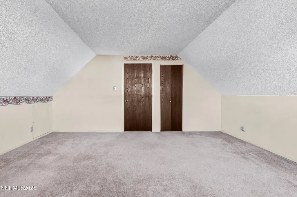 10 Julie Winnemucca NV 89445