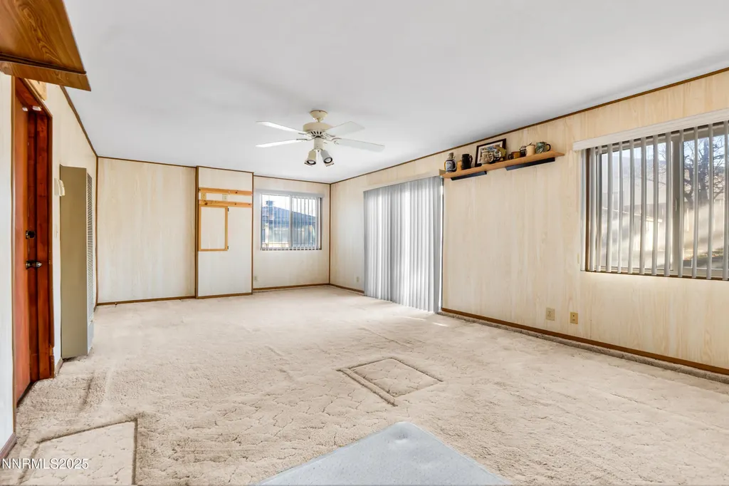 10 Julie Winnemucca NV 89445