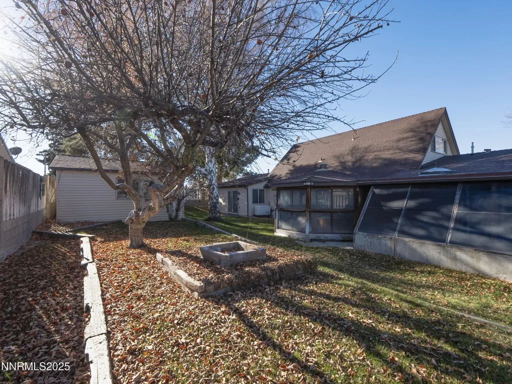 10 Julie Winnemucca NV 89445