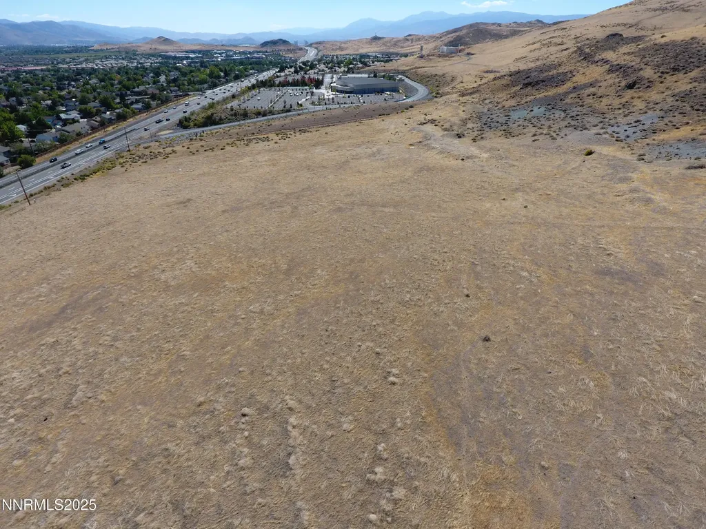 5625 Pyramid Sparks NV 89436