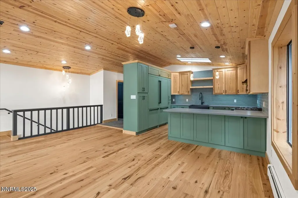 701 Tyner Incline Village NV 89451