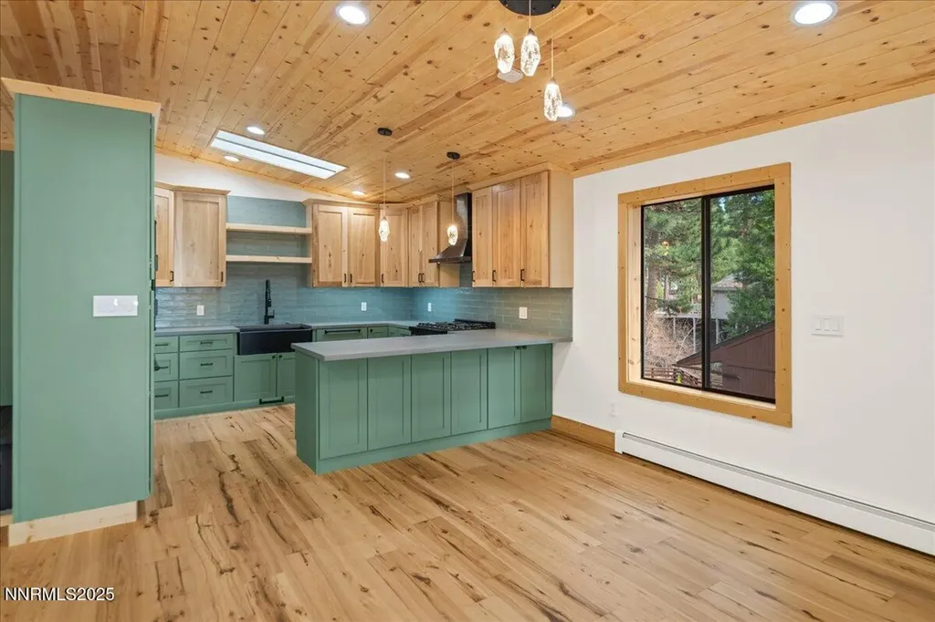 701 Tyner Incline Village NV 89451