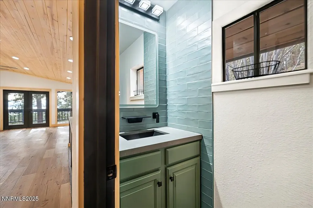 701 Tyner Incline Village NV 89451
