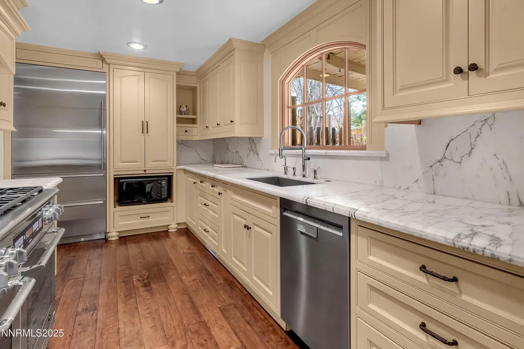 1281 Skyline Reno NV 89509