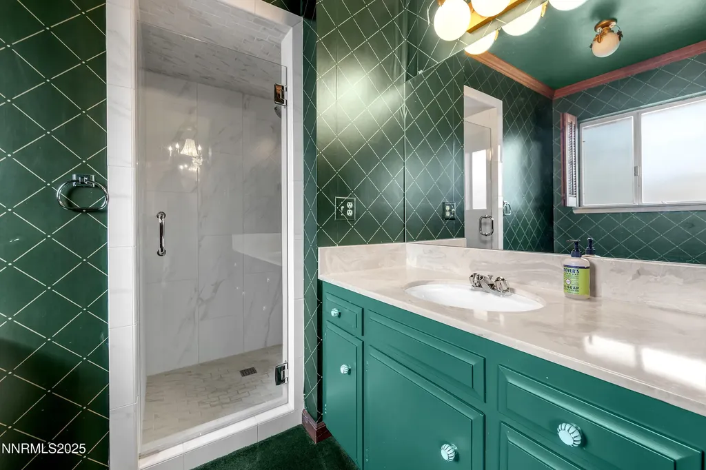 1281 Skyline Reno NV 89509