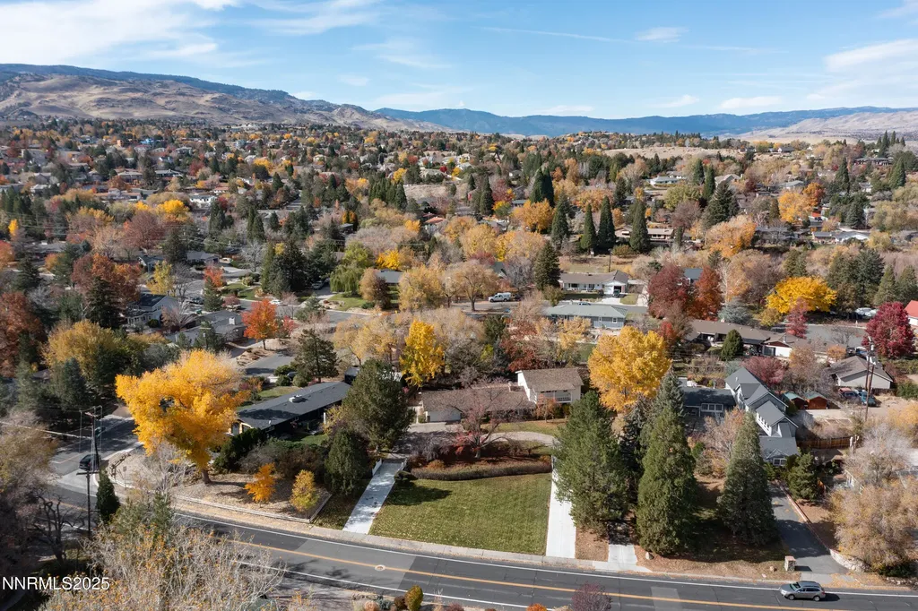 1281 Skyline Reno NV 89509