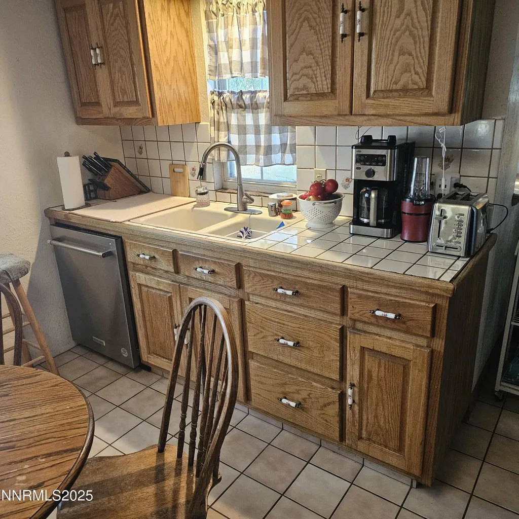 1385 Bridge Winnemucca NV 89445
