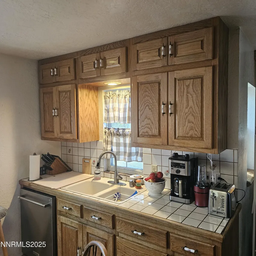 1385 Bridge Winnemucca NV 89445