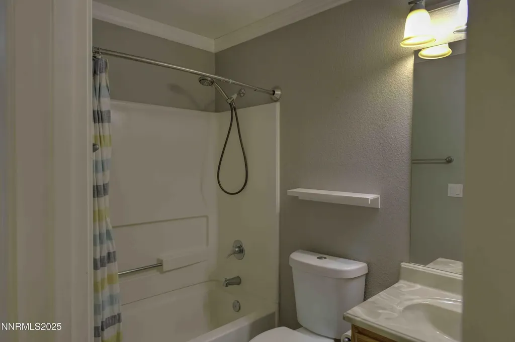 5559 Cornflower Sun Valley NV 89433