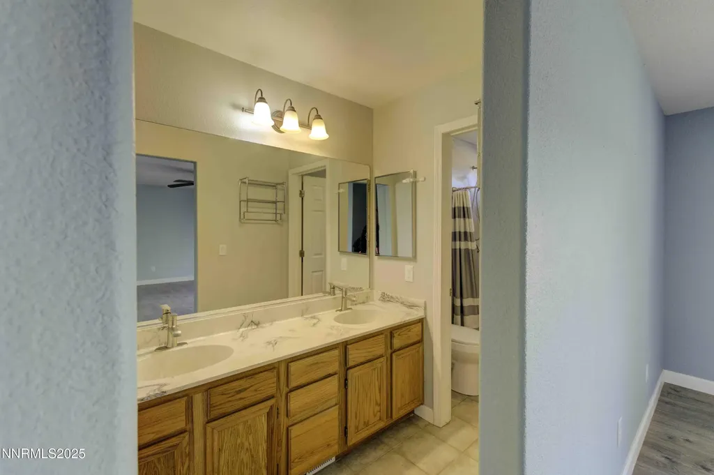 5559 Cornflower Sun Valley NV 89433