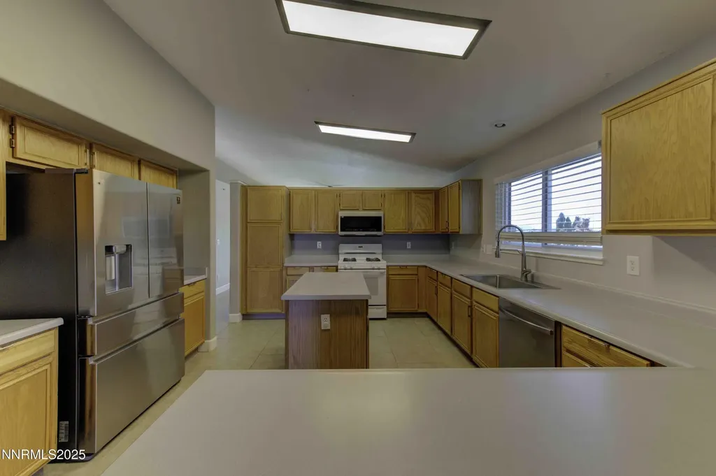 5559 Cornflower Sun Valley NV 89433