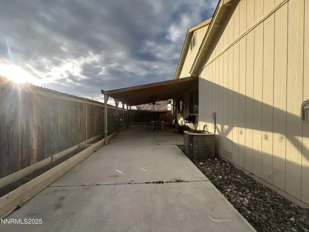 1445 Mountain Rose Fernley NV 89408