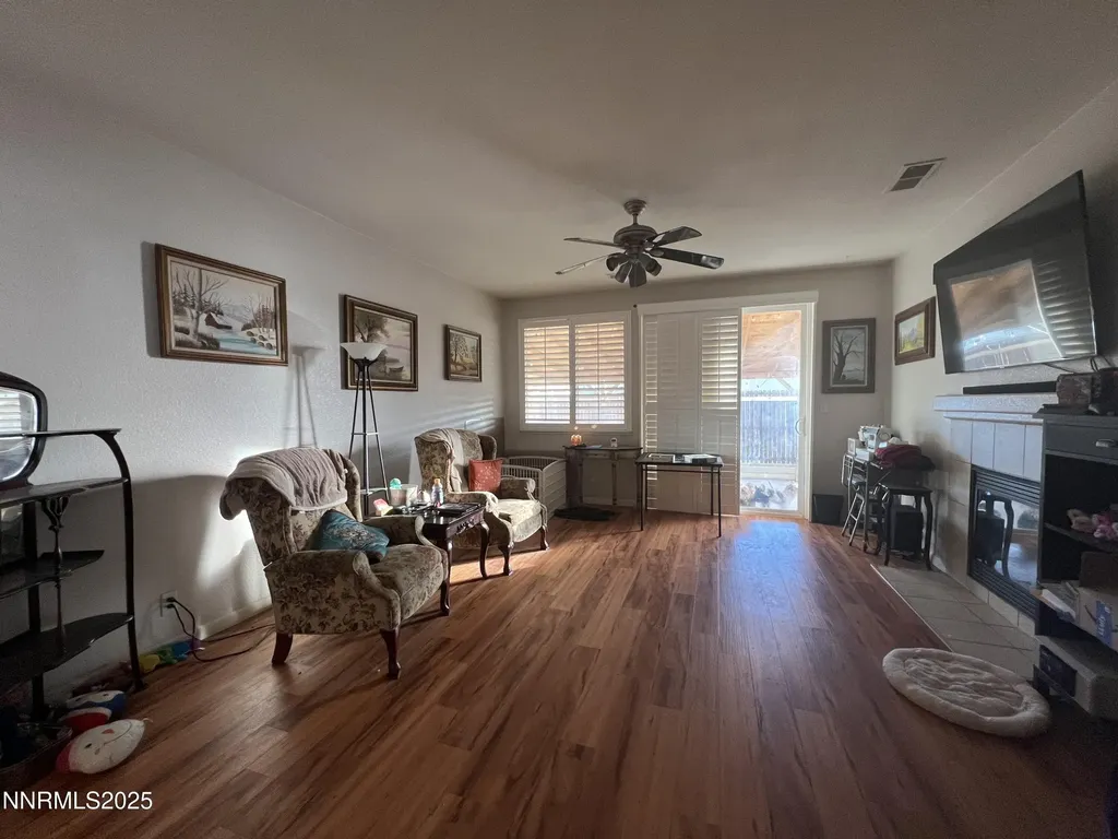 1445 Mountain Rose Fernley NV 89408
