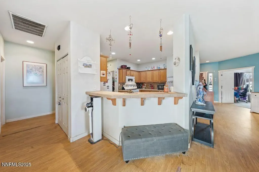 689 Canary Fernley NV 89408