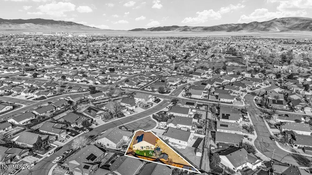 689 Canary Fernley NV 89408